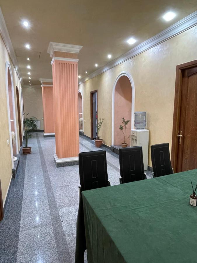 Joy Hotel Apartament Єреван Екстер'єр фото