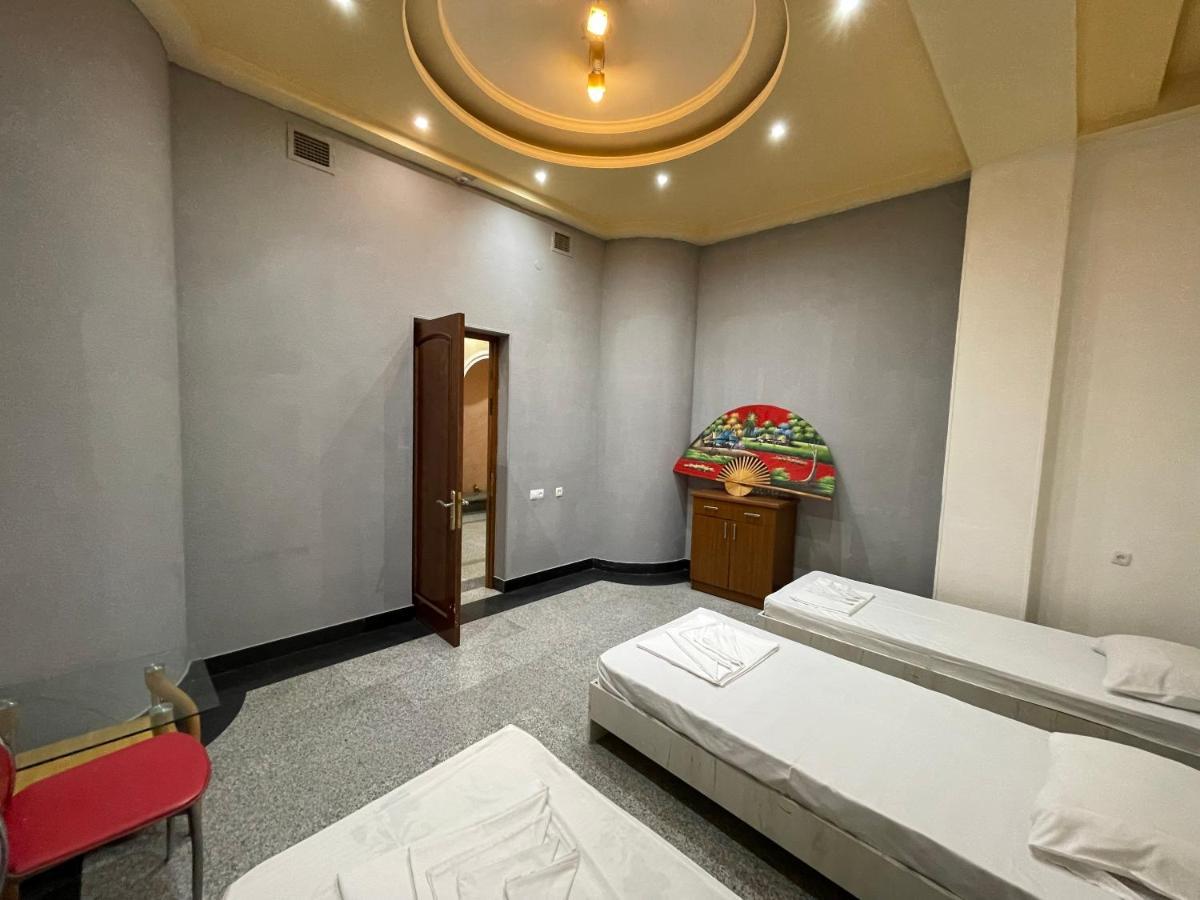 Joy Hotel Apartament Єреван Екстер'єр фото
